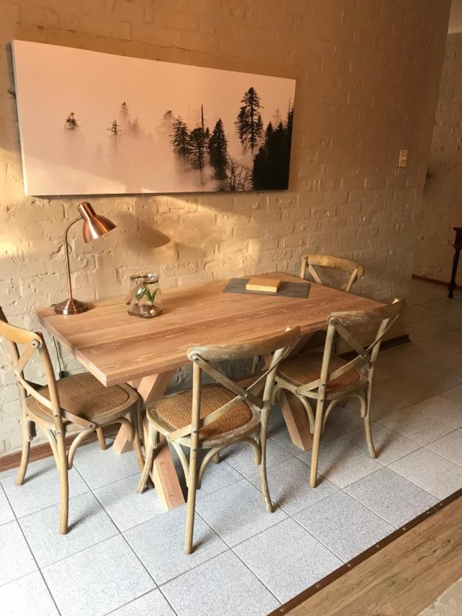 Anne'S Place Potchefstroom Esterno foto